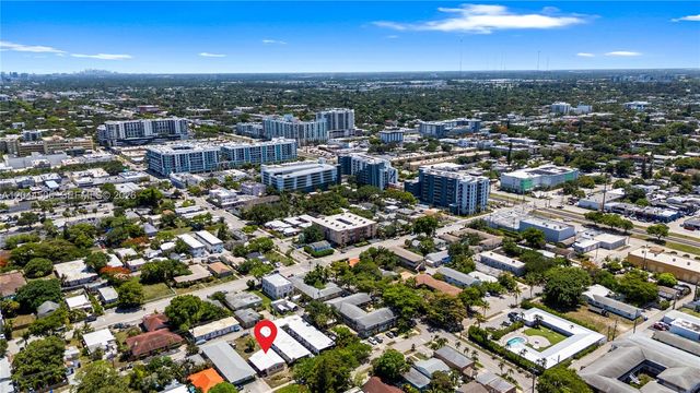 1938 Pierce St, Hollywood, FL 33020