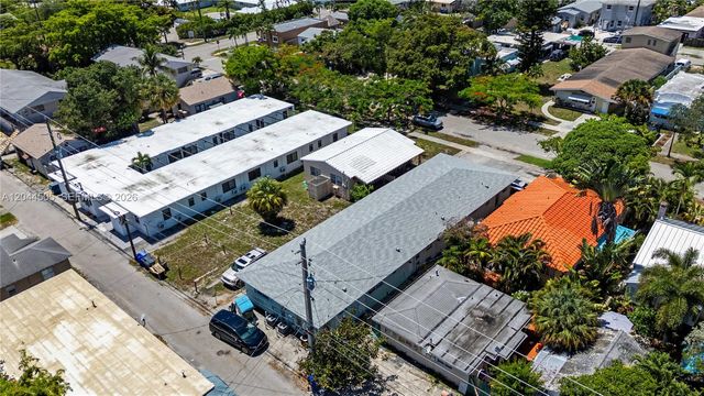 1938 Pierce St, Hollywood, FL 33020