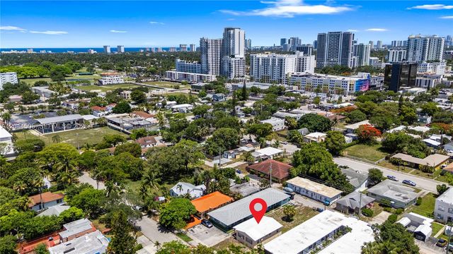 1938 Pierce St, Hollywood, FL 33020