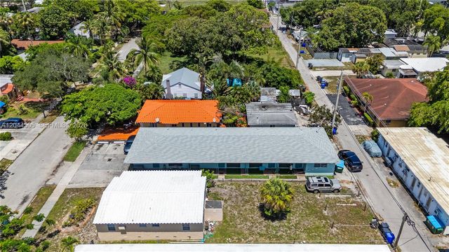 1938 Pierce St, Hollywood, FL 33020