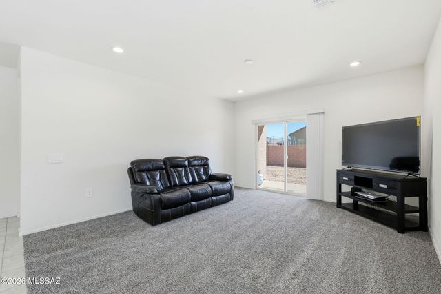 9271 W Creosote Rain Drive, Marana, AZ 85653