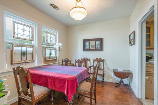 2741 Catherine Street, Dallas, TX 75211