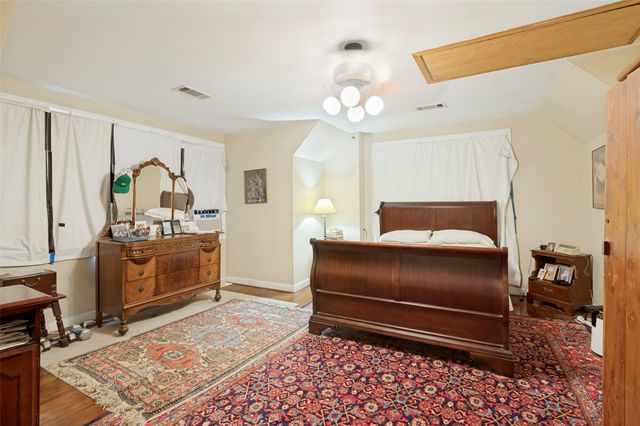 2741 Catherine Street, Dallas, TX 75211