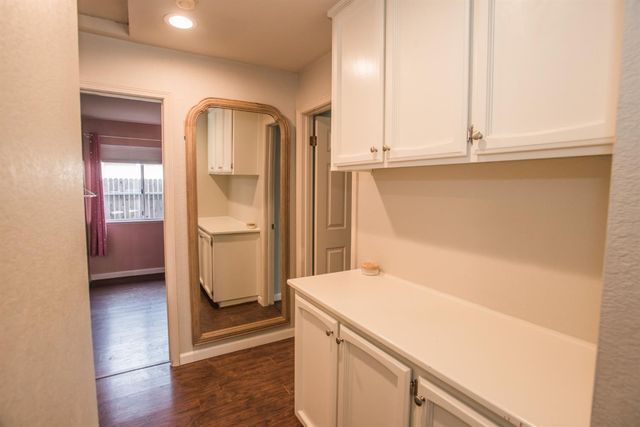 6511 Shasta Creek Way, Elk Grove, CA 95758