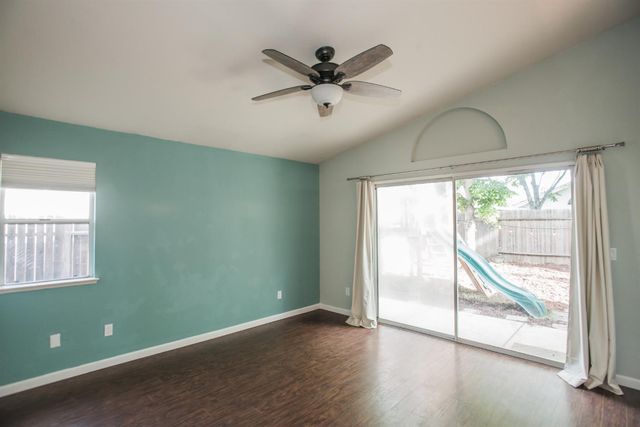 6511 Shasta Creek Way, Elk Grove, CA 95758