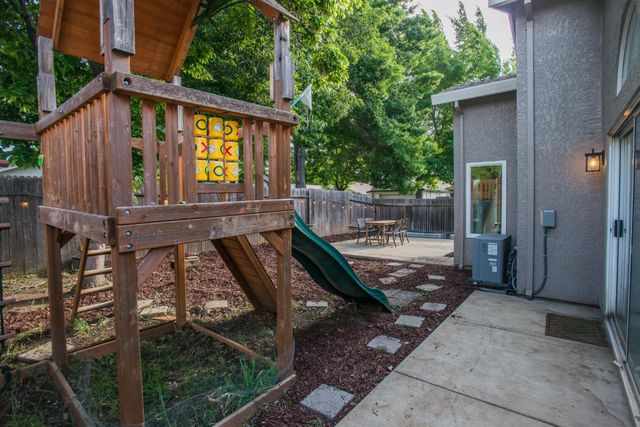 6511 Shasta Creek Way, Elk Grove, CA 95758