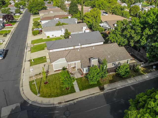6511 Shasta Creek Way, Elk Grove, CA 95758