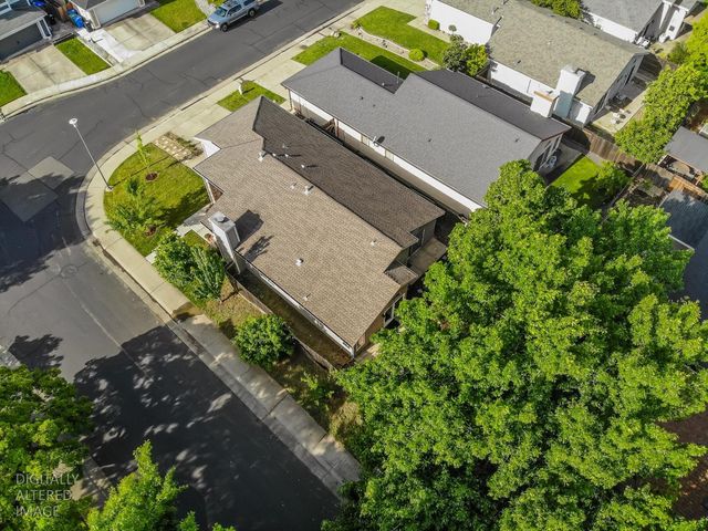 6511 Shasta Creek Way, Elk Grove, CA 95758