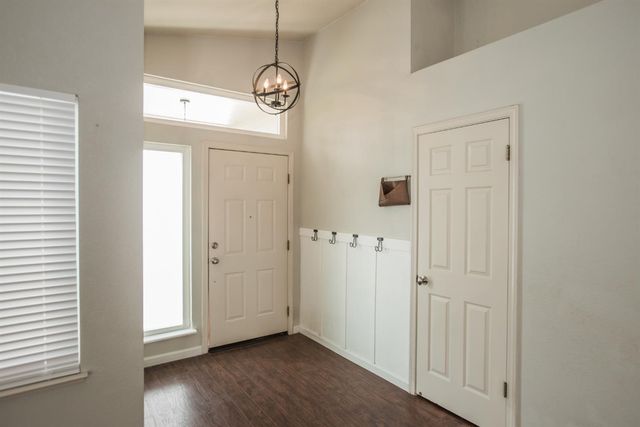 6511 Shasta Creek Way, Elk Grove, CA 95758