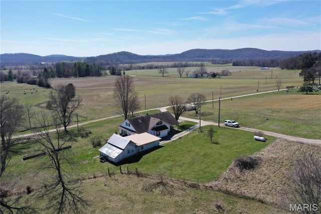 14 Meador Lane, New Florence, MO 63363