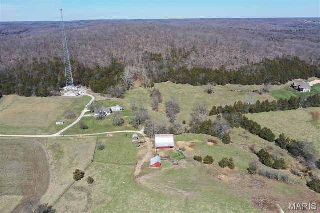 14 Meador Lane, New Florence, MO 63363