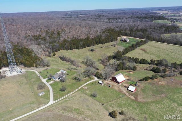 14 Meador Lane, New Florence, MO 63363