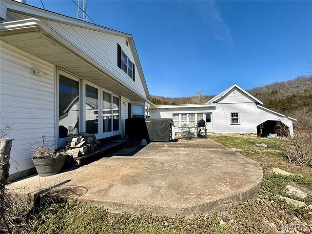 14 Meador Lane, New Florence, MO 63363