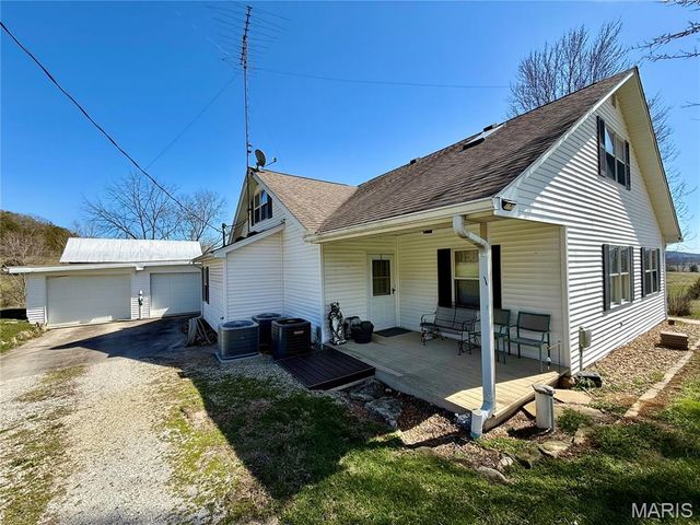 14 Meador Lane, New Florence, MO 63363