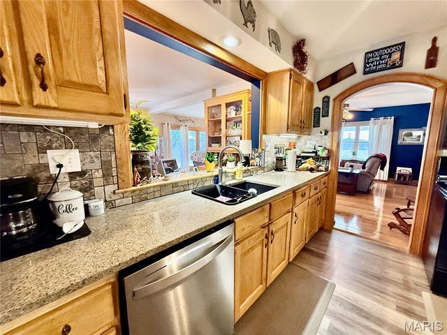 14 Meador Lane, New Florence, MO 63363