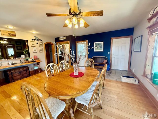 14 Meador Lane, New Florence, MO 63363