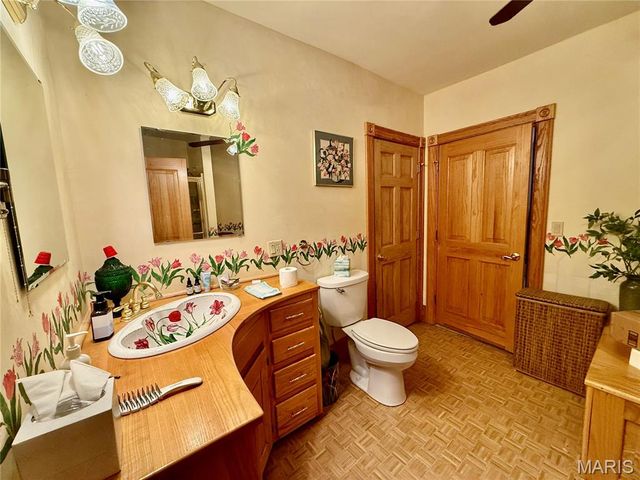 14 Meador Lane, New Florence, MO 63363