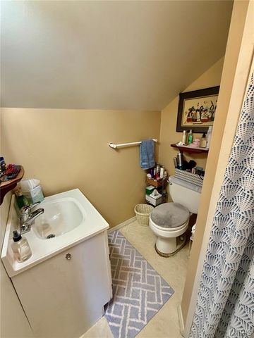 14 Meador Lane, New Florence, MO 63363