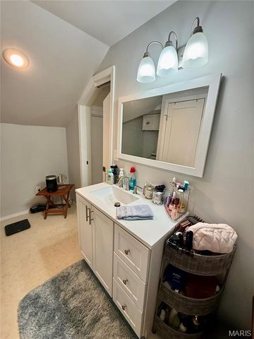 14 Meador Lane, New Florence, MO 63363