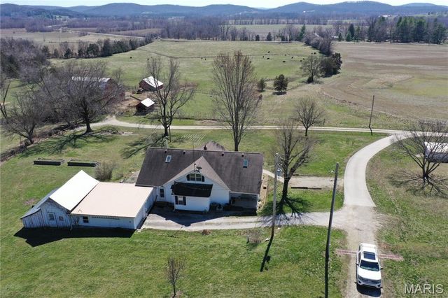 14 Meador Lane, New Florence, MO 63363