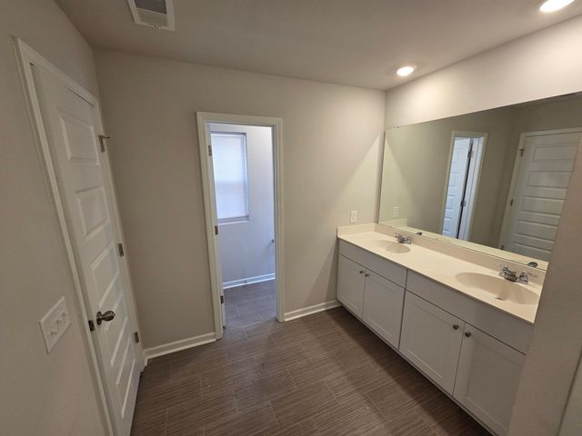 8034 Reagan Way, North Charleston, SC 29418