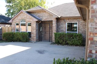 4653 Saint Francis Avenue, Dallas, TX 75227