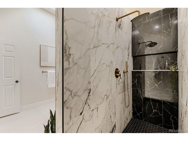 2260 Leyden St, Denver, CO 80207