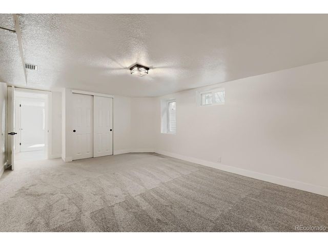2260 Leyden St, Denver, CO 80207