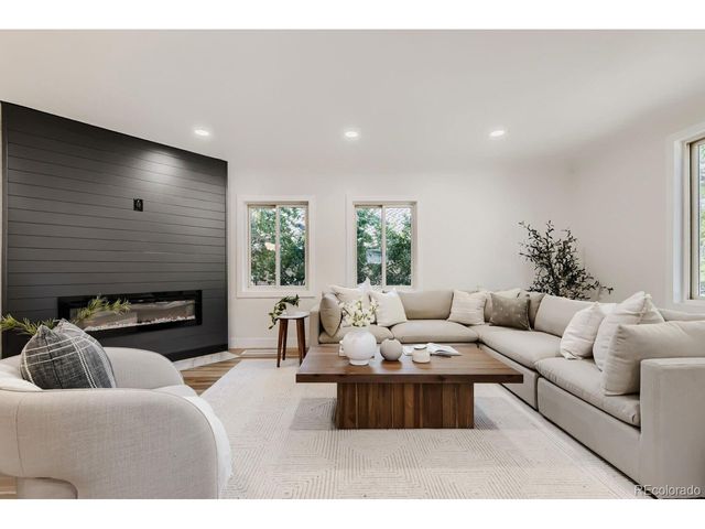 2260 Leyden St, Denver, CO 80207