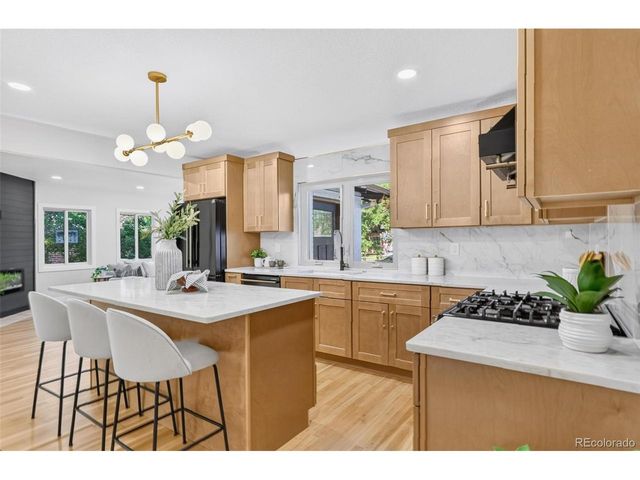 2260 Leyden St, Denver, CO 80207