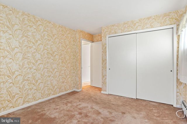 405 CLEARVIEW RD, Hanover, PA 17331