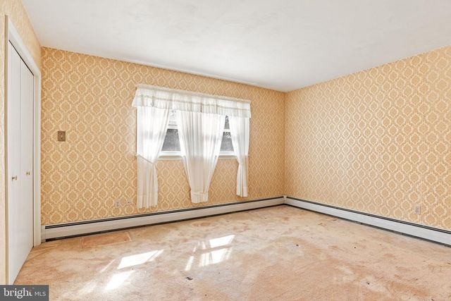 405 CLEARVIEW RD, Hanover, PA 17331