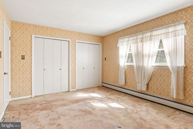 405 CLEARVIEW RD, Hanover, PA 17331