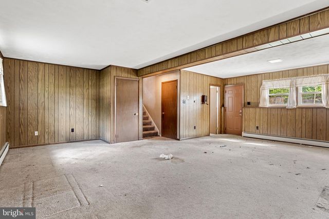 405 CLEARVIEW RD, Hanover, PA 17331