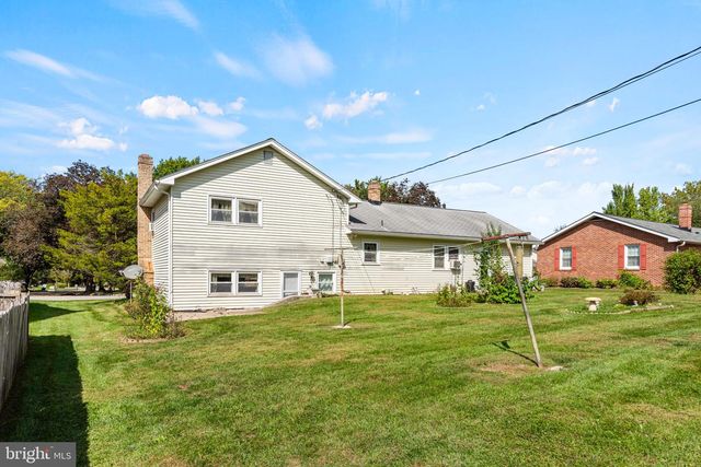 405 CLEARVIEW RD, Hanover, PA 17331