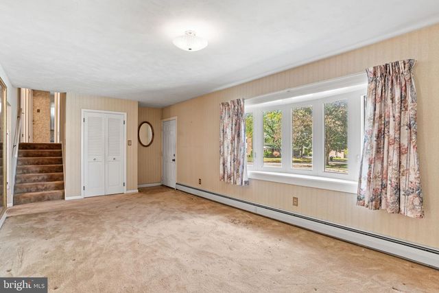 405 CLEARVIEW RD, Hanover, PA 17331