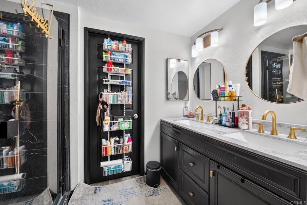 Image 21 of property listing at 6454 Quarry Rd 8, Spring Valley, CA 91977