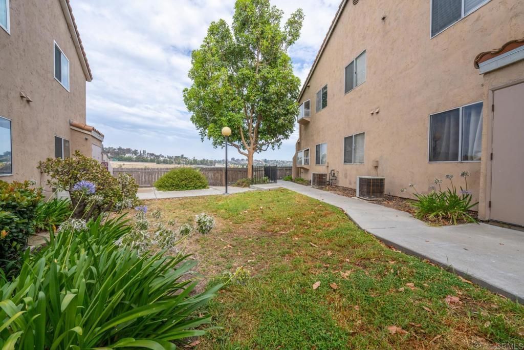 Image 26 of property listing at 6454 Quarry Rd 8, Spring Valley, CA 91977
