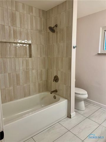 1016 Walnut Street, Perrysburg, OH 43551