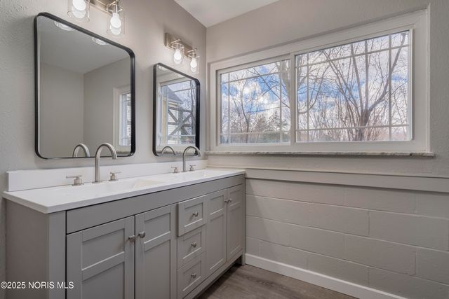 1016 Walnut Street, Perrysburg, OH 43551