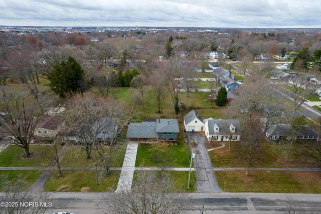 1016 Walnut Street, Perrysburg, OH 43551