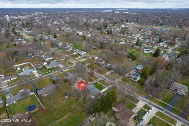 1016 Walnut Street, Perrysburg, OH 43551