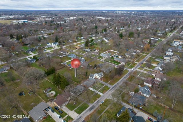 1016 Walnut Street, Perrysburg, OH 43551