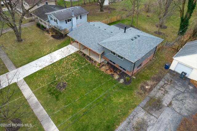 1016 Walnut Street, Perrysburg, OH 43551