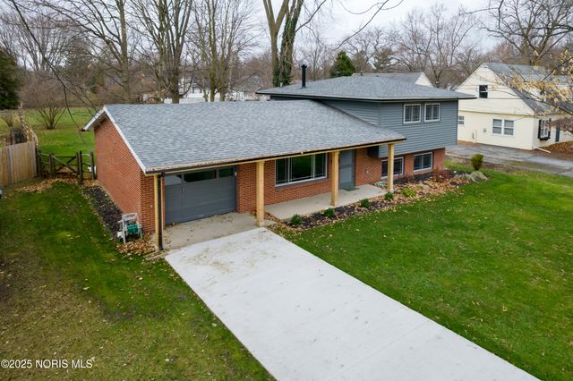 1016 Walnut Street, Perrysburg, OH 43551