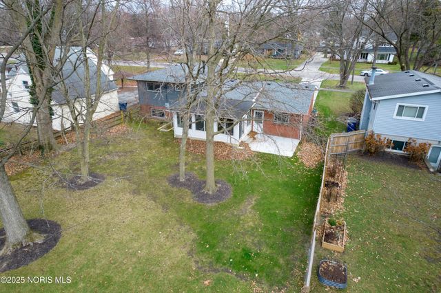 1016 Walnut Street, Perrysburg, OH 43551