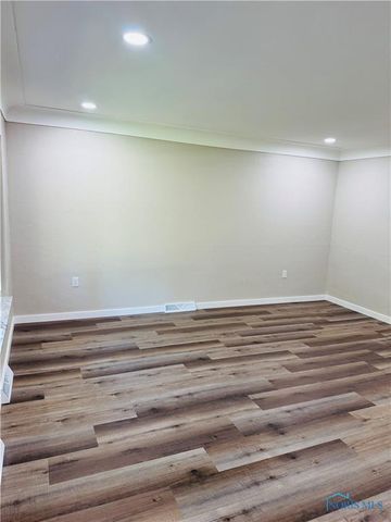 1016 Walnut Street, Perrysburg, OH 43551