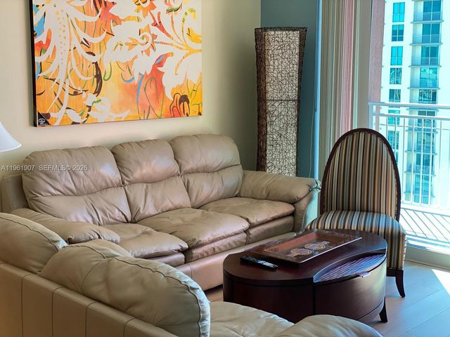 7350 SW 89th St 2104S, Miami, FL 33156