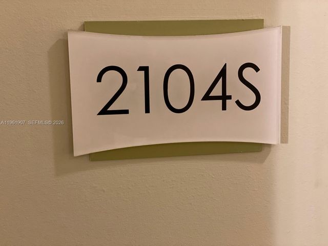 7350 SW 89th St 2104S, Miami, FL 33156