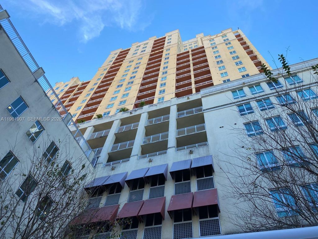 7350 SW 89th St 2104S, Miami, FL 33156